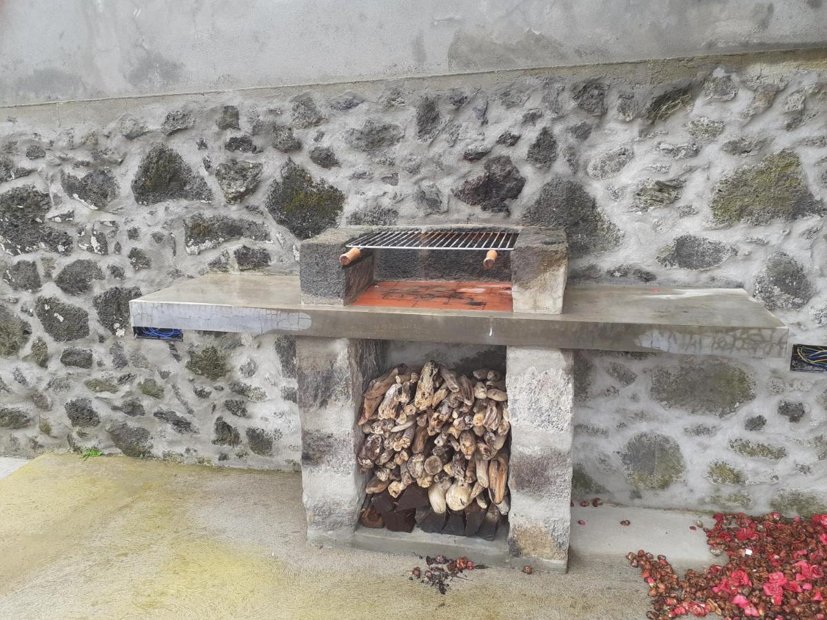 Basaltic Guest House Achadinha Εξωτερικό φωτογραφία