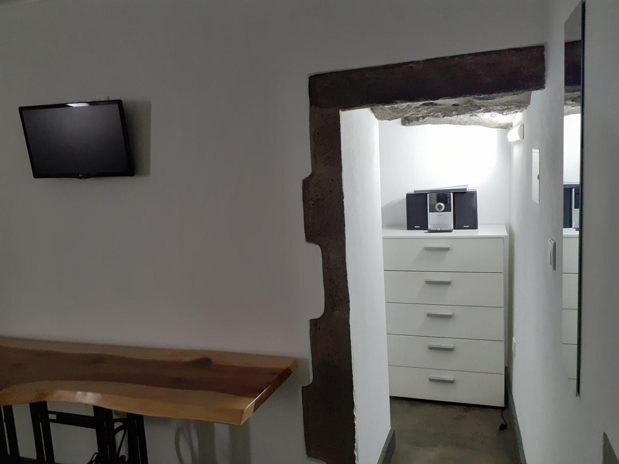 Basaltic Guest House Achadinha Δωμάτιο φωτογραφία